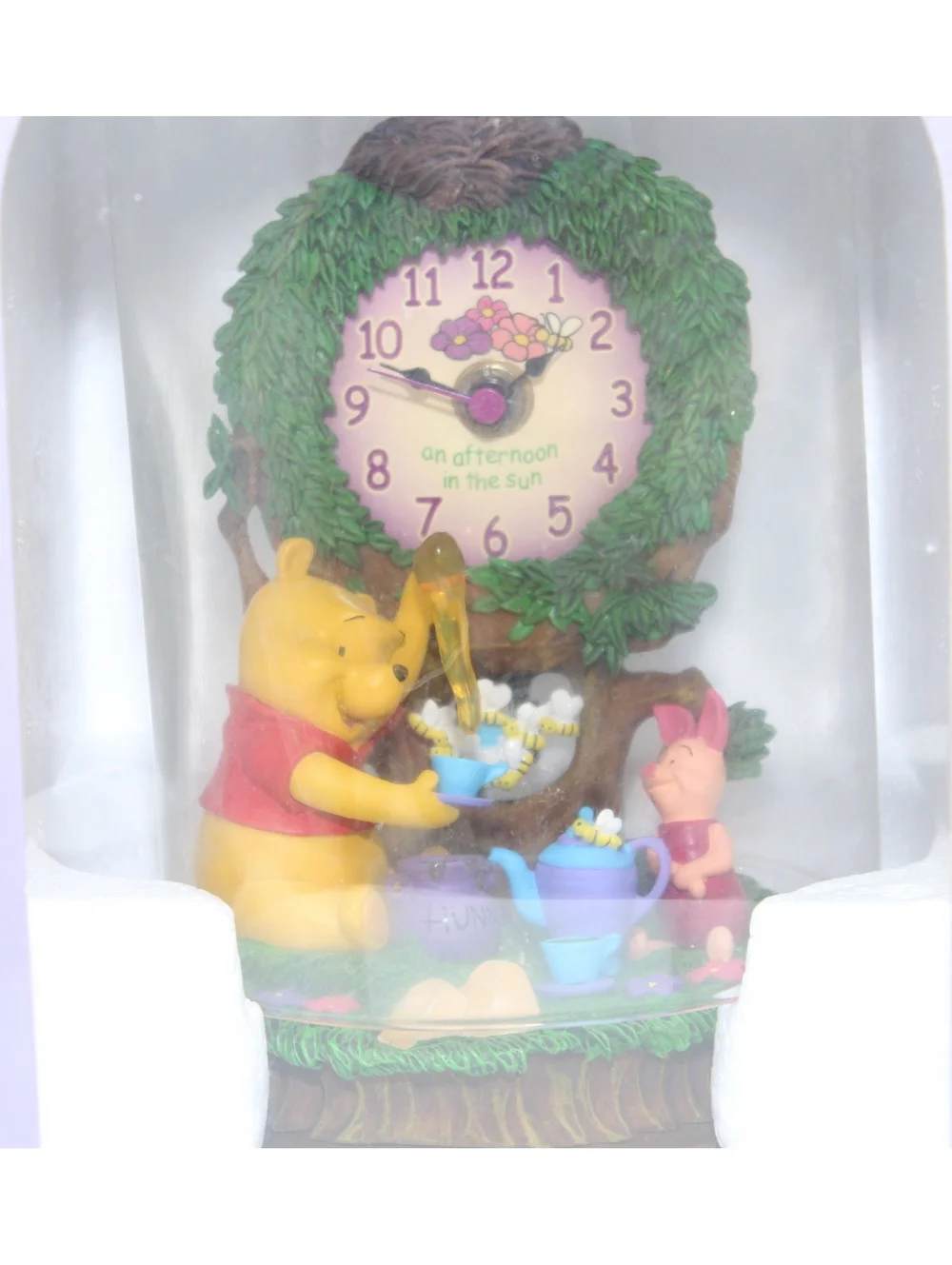 Disney Winnie Pooh Glass Dome Piglet Tree Pendulum Sculpted Anniversary Clock 9